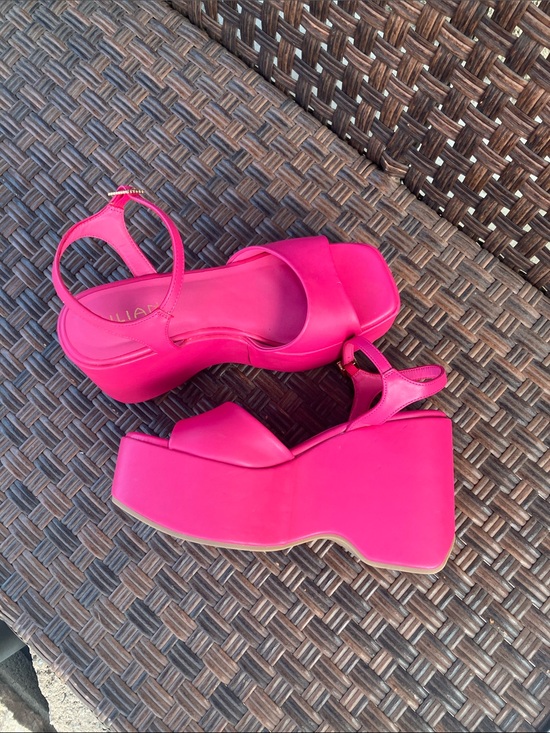 Liliana Shoes - Liliana Bright Pink Chunky Platform Ankle-Strap Sandals